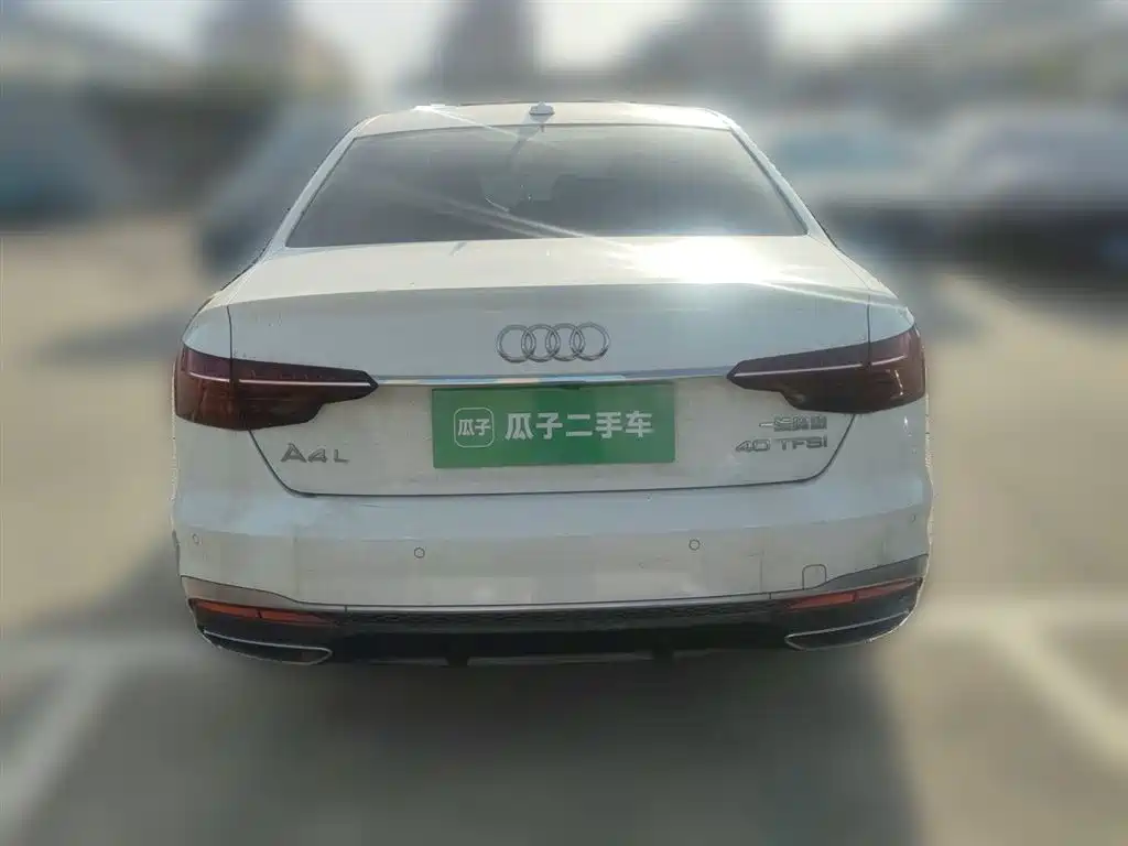 Audi A4L 2020 40 TFSI Fashion Dynamic Edition фото 3