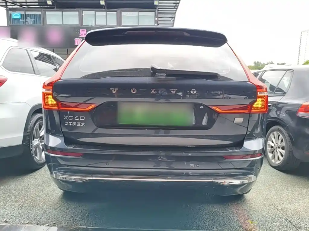 Volvo XC60 Plug-in Hybrid 2023 2024 T8 PHEV Long Range AWD Smart Elegance Luxury Edition