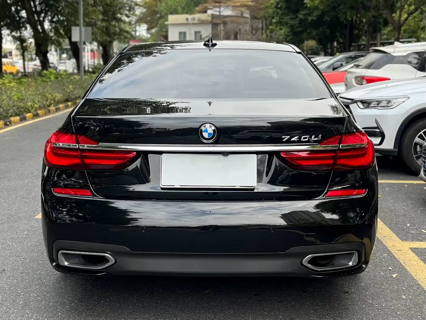 BMW 7 Series 2018 740Li Leading Type M Sport Package фото 10