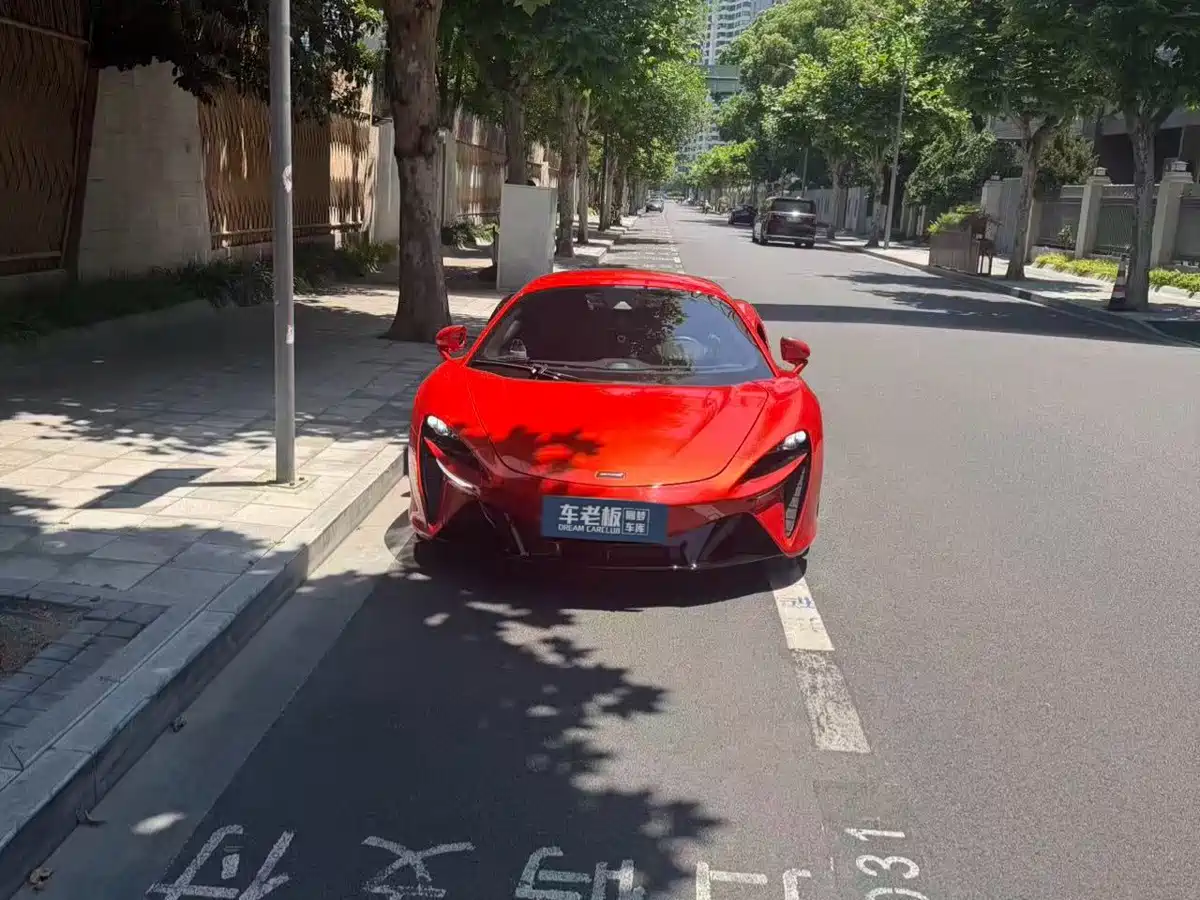 McLaren Artura 2024 2023 3.0T Hybrid Standard