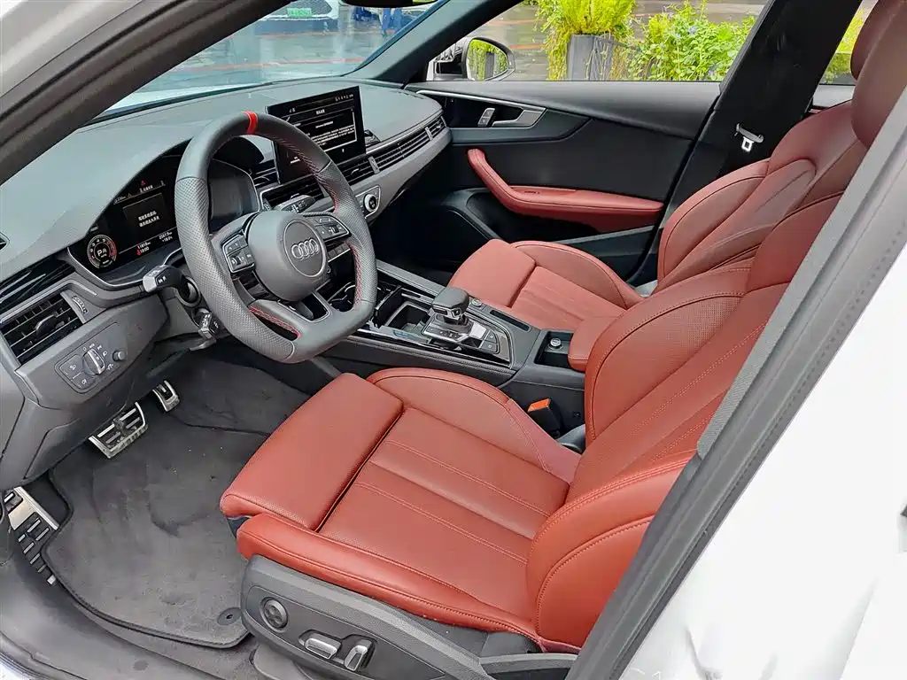 Audi A4L 2024 40 TFSI Luxury Dynamic фото 7