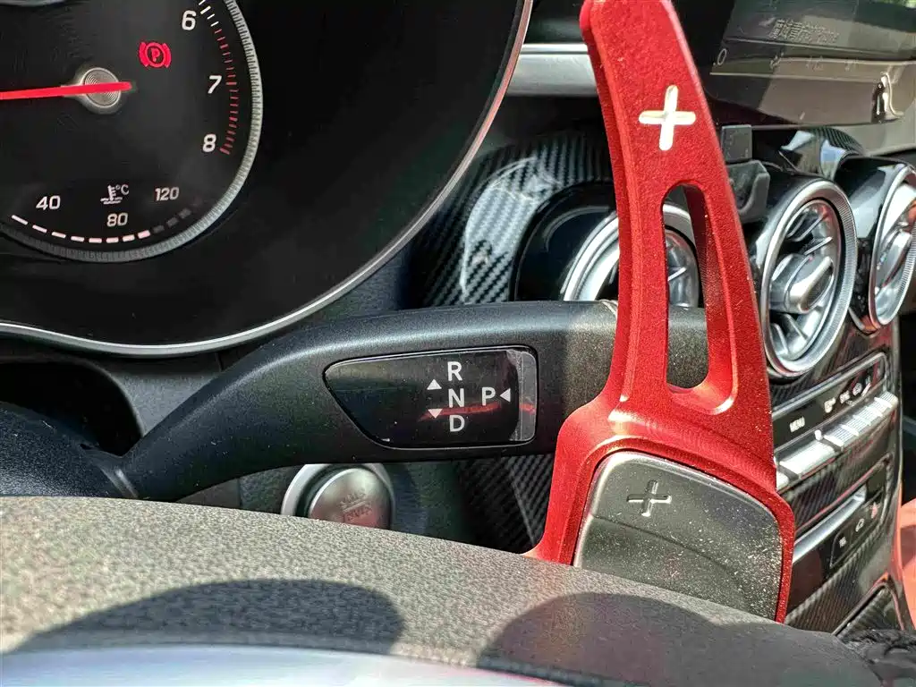 Фото 15 - Mercedes-Benz C-Class
