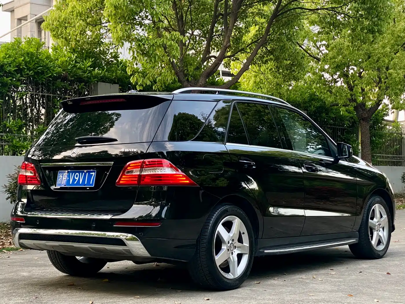 Mercedes-Benz M-Class 2012 Model ML 350 Luxury фото 18