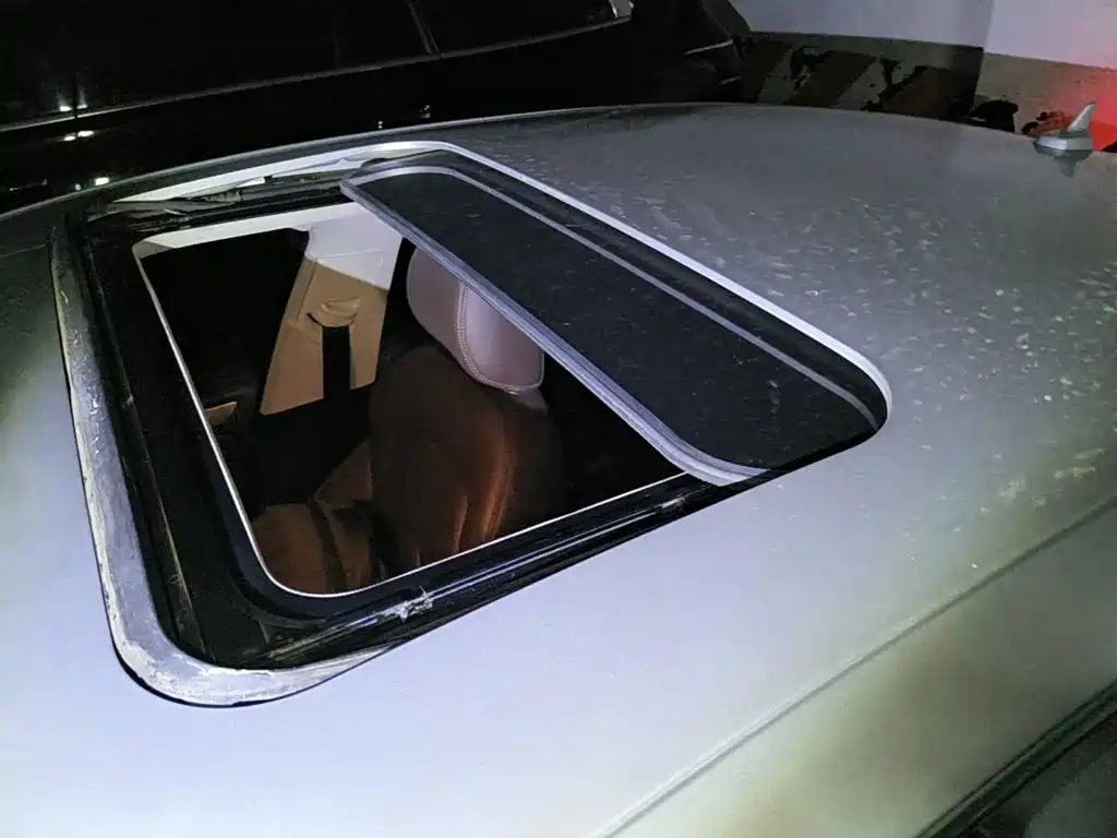Photo 6 - Audi A4L