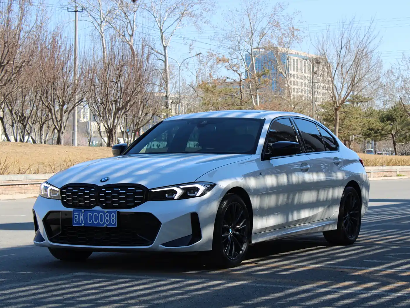 BMW 3 Series 2024 325i M Sport Shadowline Package