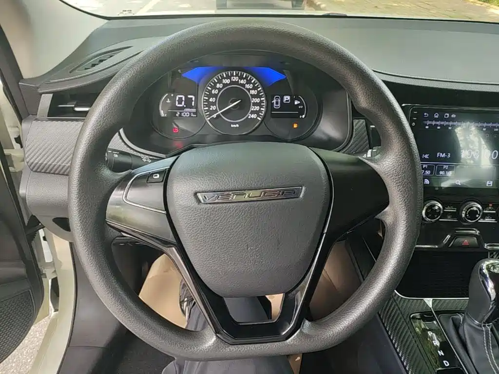 Venucia D60 2024 2023 PLUS 1.6L XE CVT Trend Leader Edition
