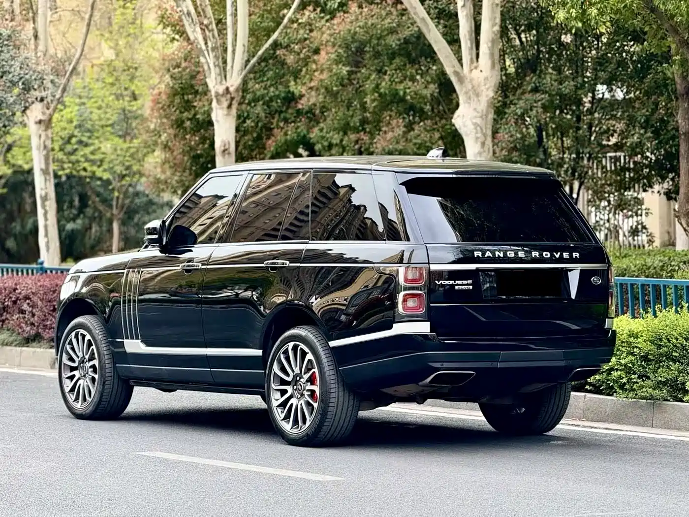 Land Rover Range Rover 2017 3.0 SC V6 Vogue фото 13