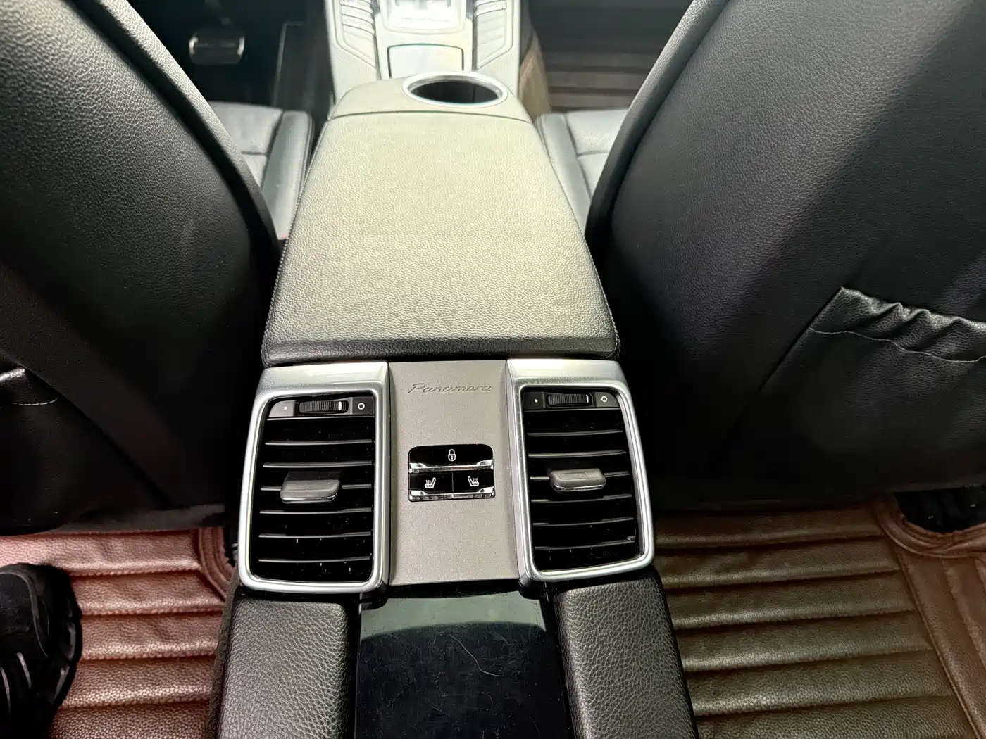Porsche Panamera 2010 Panamera 3.6L фото 9