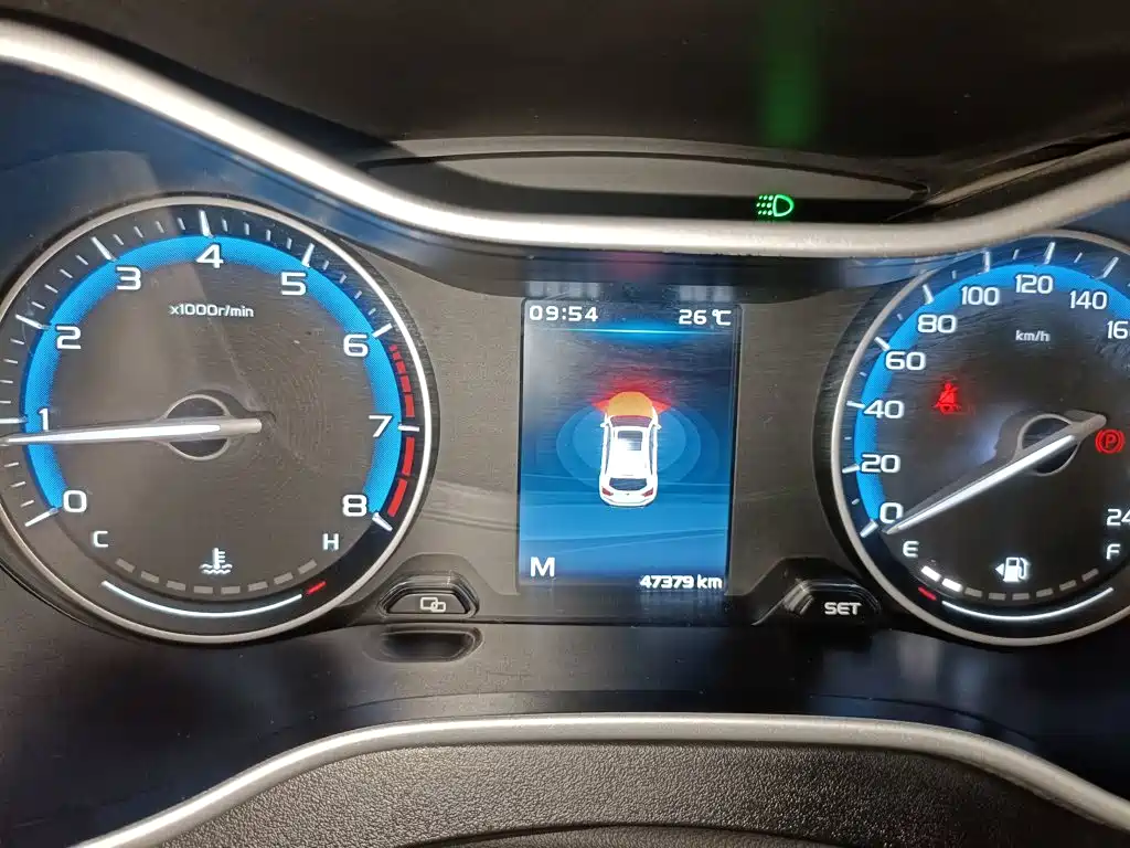 Фото 12 - Geely Vision S1
