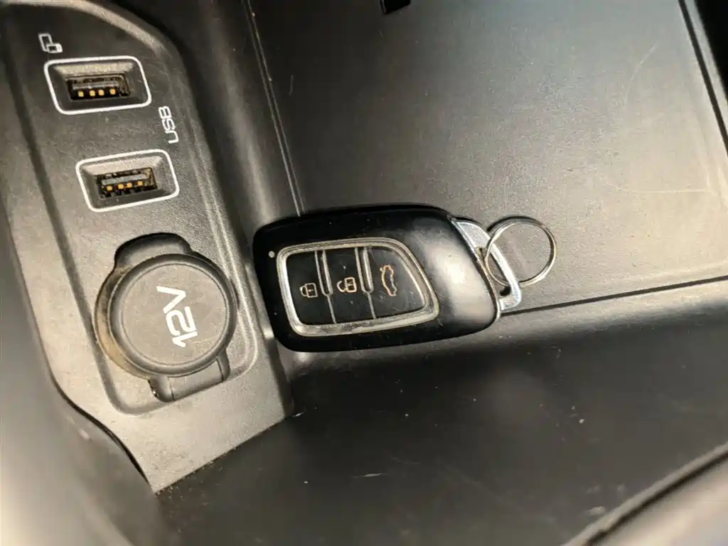 Dongfeng Aeolus Dongfeng Fengshen AX7 2018 2019 1.6T Automatic AI Pioneer (China V)