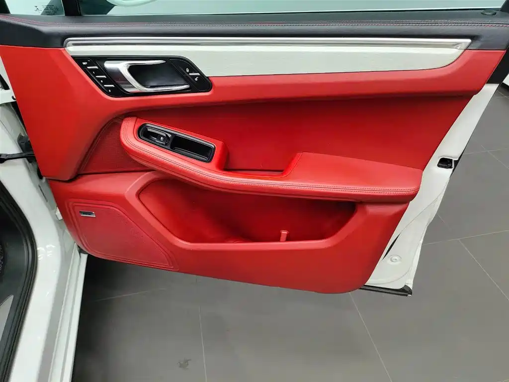 Porsche Macan 2014 2014 Macan S 3.0T