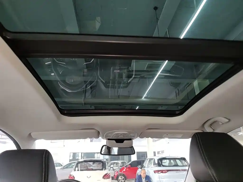 Baojun 530 2020 2020 1.5T CVT Prestige Connect 6-Seater