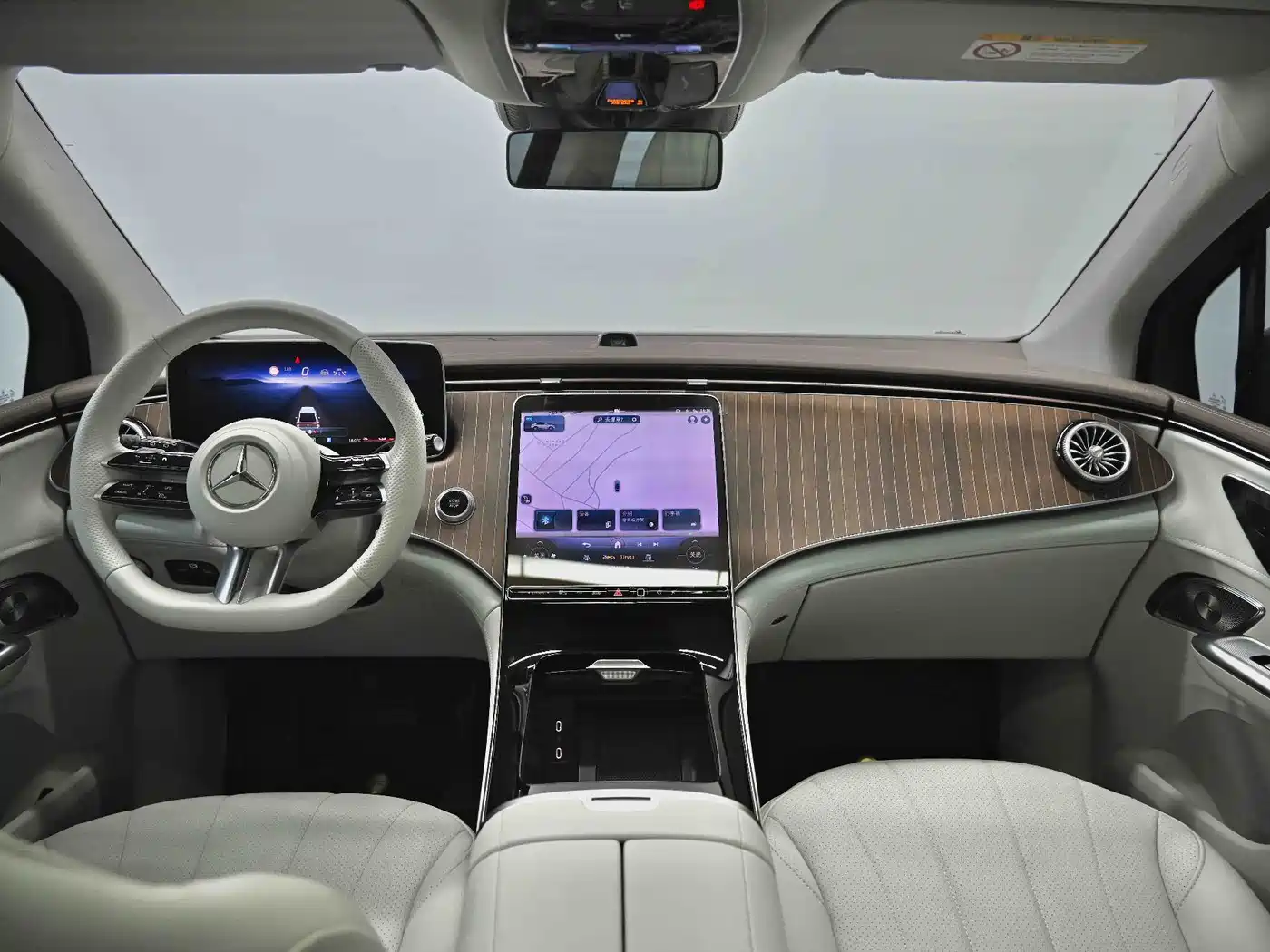 MERCEDES-BENZ EQE SUV