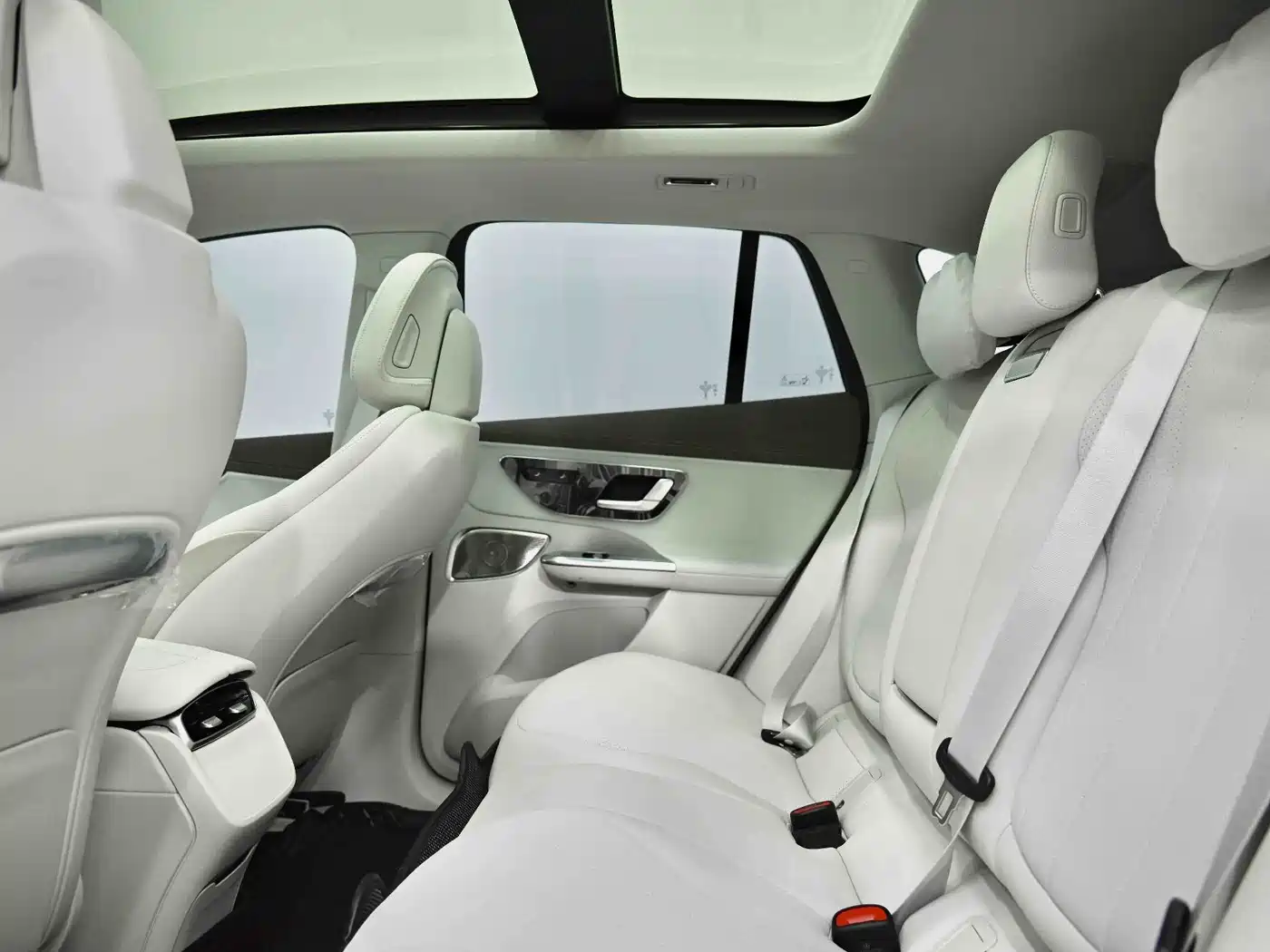 MERCEDES-BENZ EQE SUV