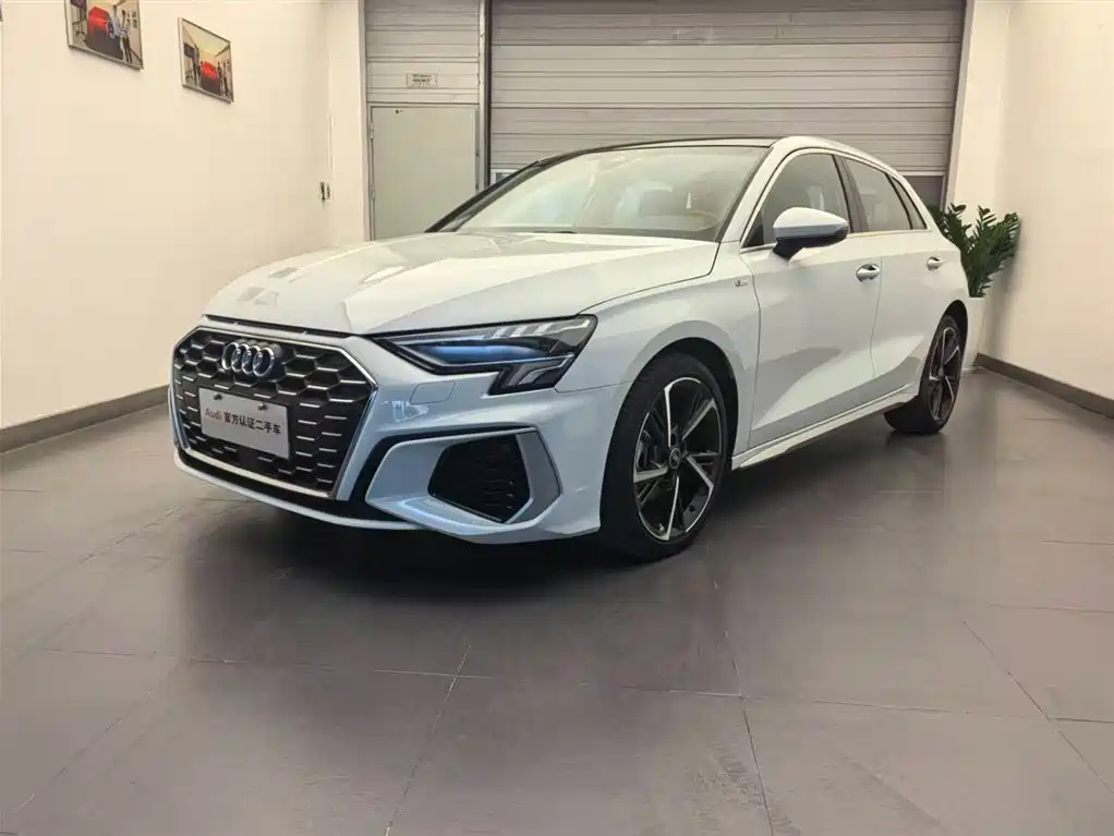 Audi A3 2023 Sportback 35 TFSI Fashion Sport