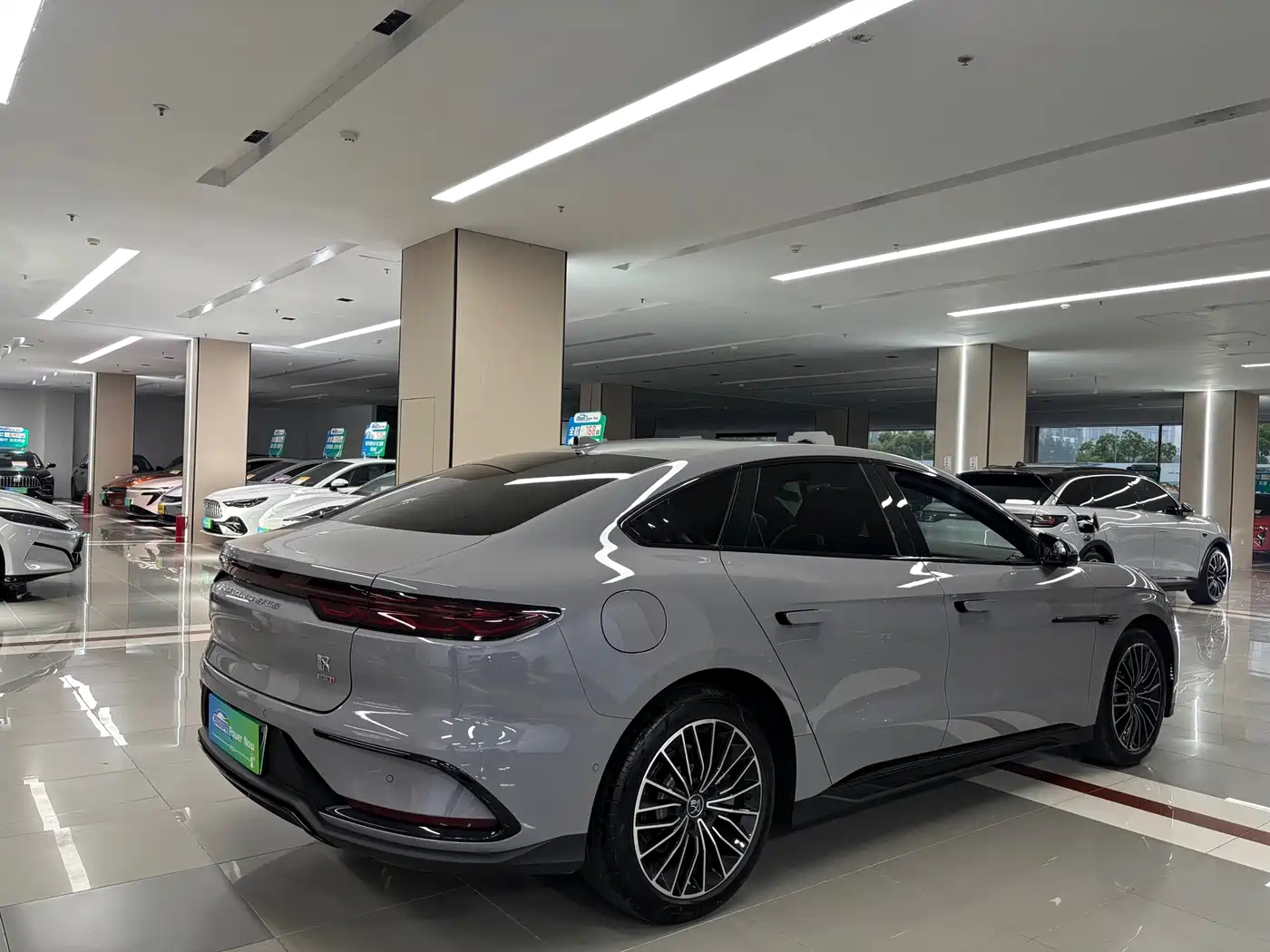 BYD Han 2025 DM-i Smart Driving Edition 125KM LiDAR Flagship фото 5