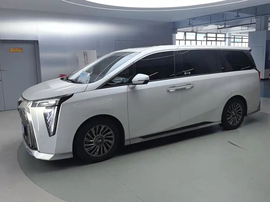  GAC Trumpchi Trumpchi M8 2023 Model Master Series 400T Flagship Edition