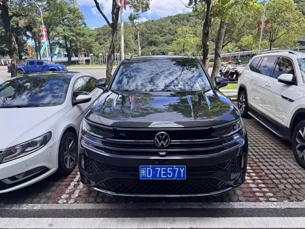 Volkswagen Talagon 2025 2024 380TSI 4WD R-Line Cruise Shared Edition