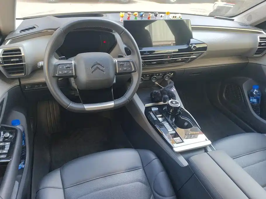 Citroën Versailles C5 X 2024 2023 1.6T Lead Extraordinary