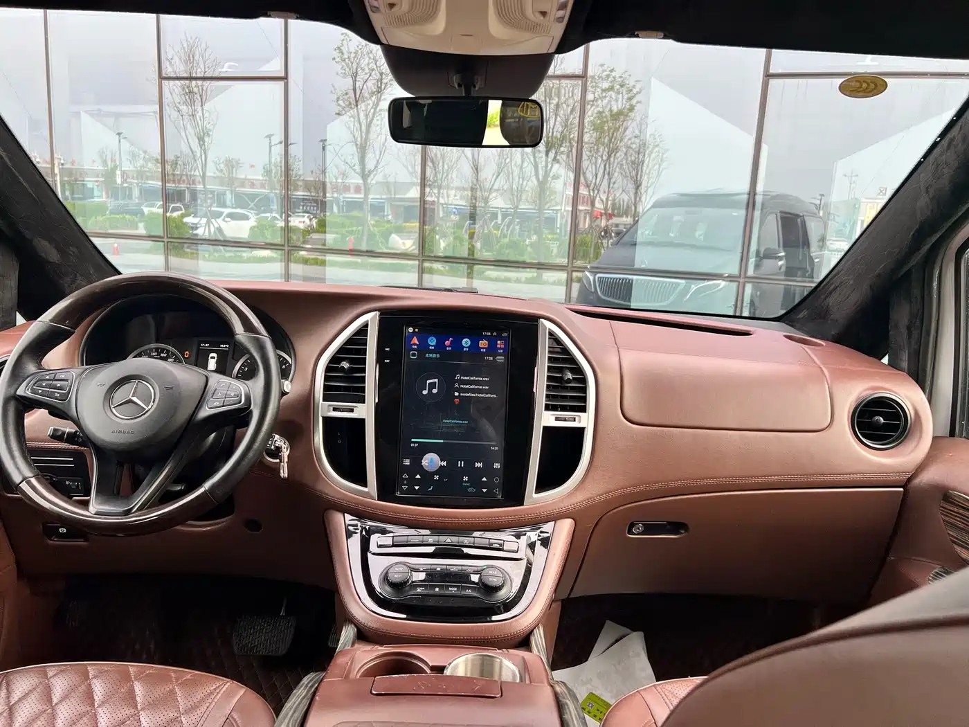 Mercedes-Benz Vito 2018 2.0T Elite Edition 7-seater China VI фото 6