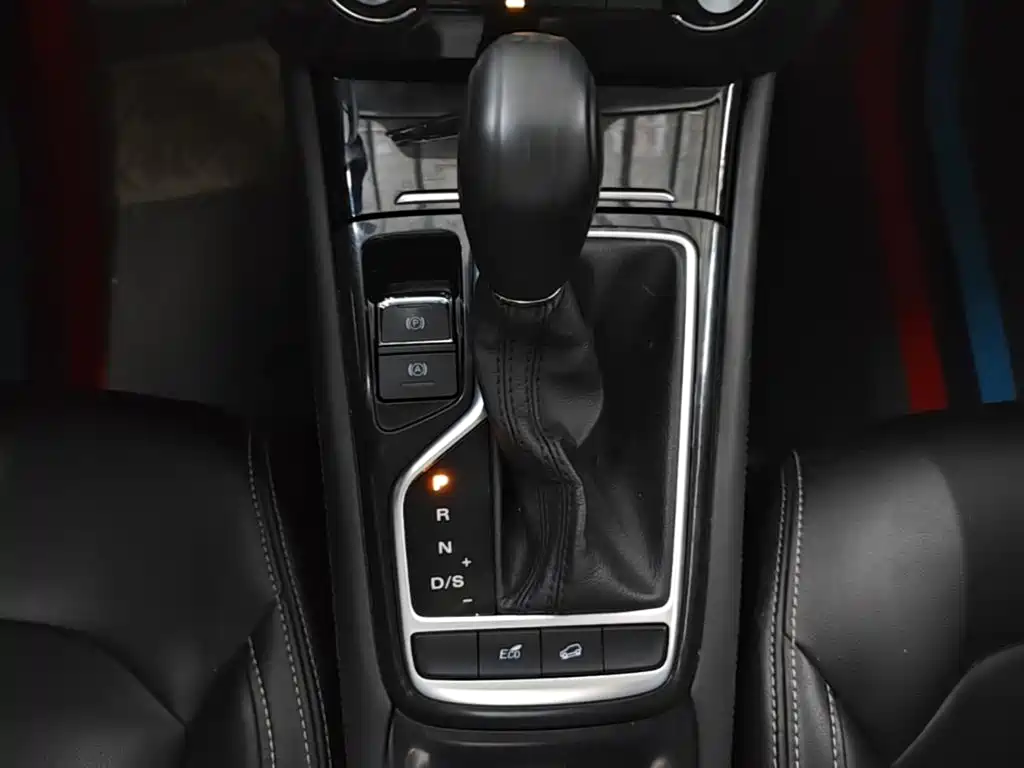 Roewe RX3 2021 2020 1.6L CVT 4G Ultra Comfort Elite