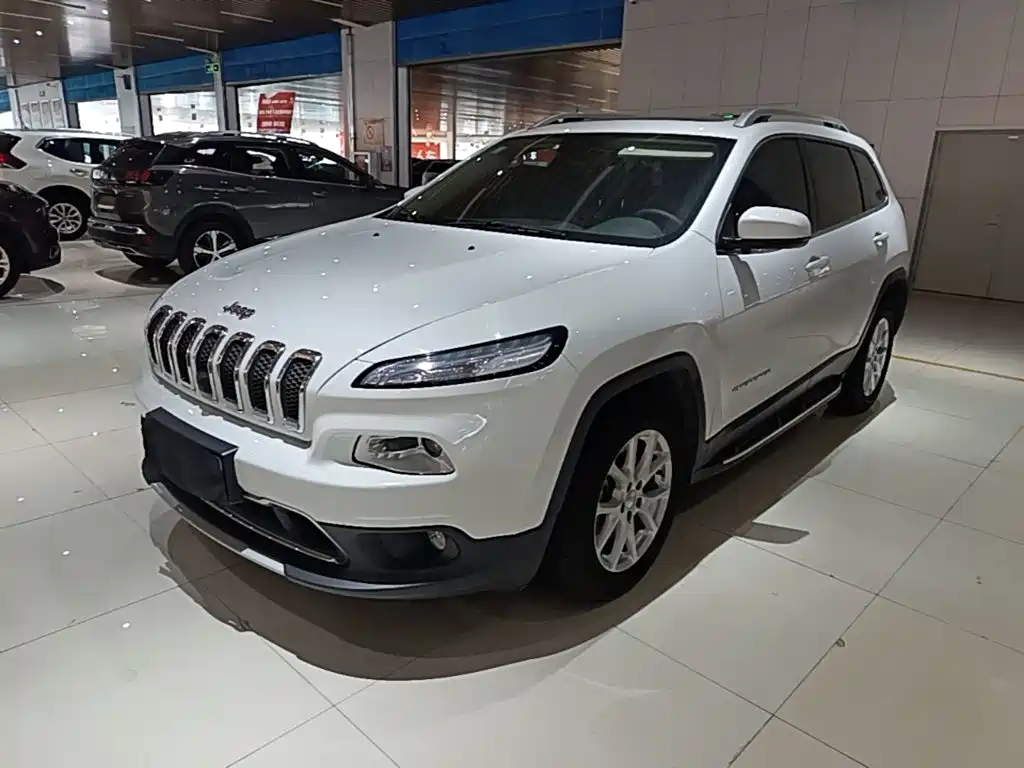 Jeep Cherokee 2019 2017 2.0L Superior Edition