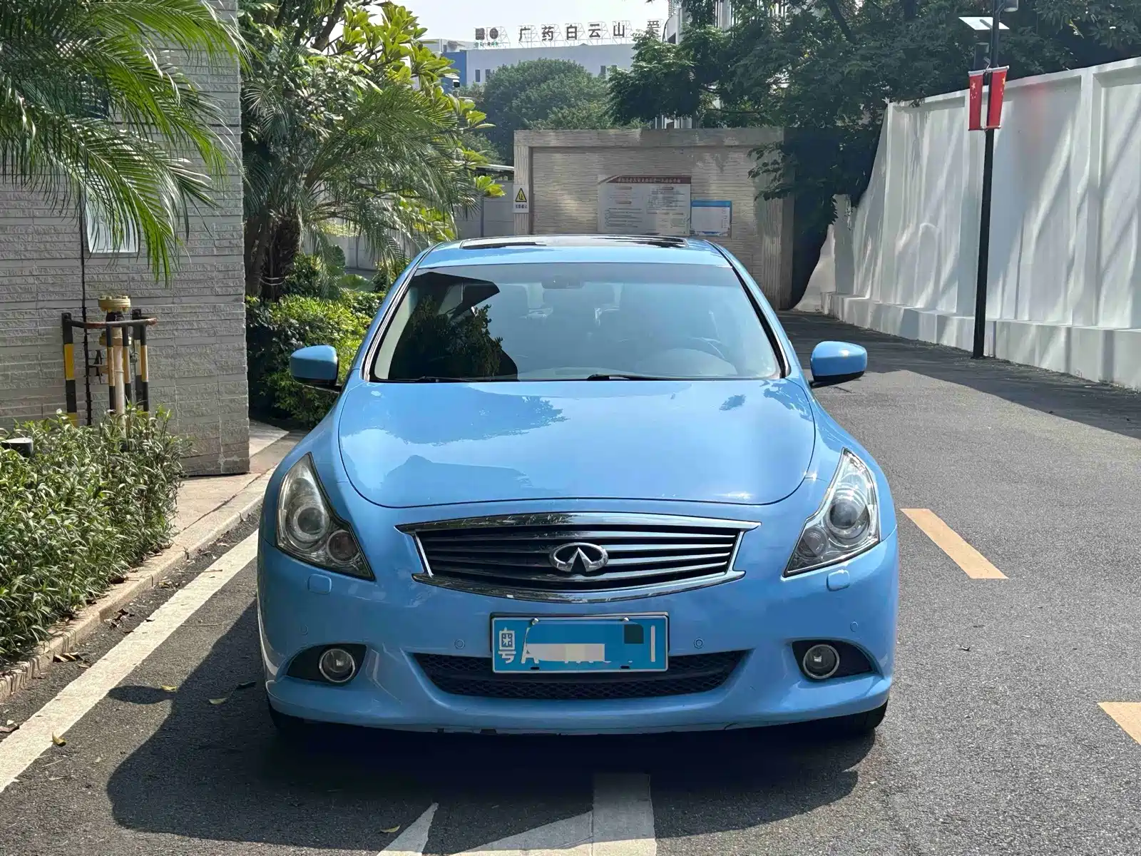Фото 2 - Infiniti G Series