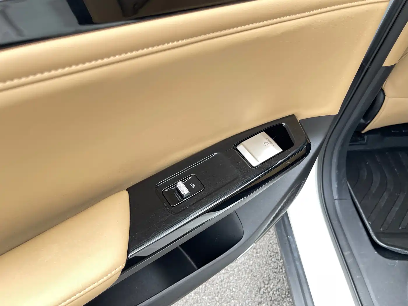 Geely Galaxy Galaxy L6 2023 60km PLUS фото 17