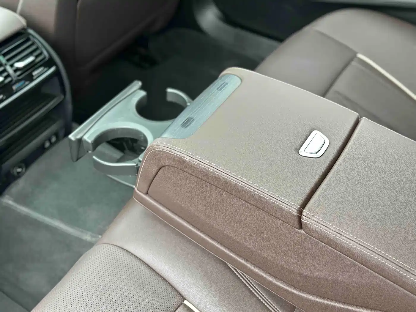 BMW 5 Series 2021 530Li Leading M Sport Package фото 26