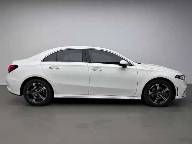 Фото 5 - Mercedes-Benz A-Class