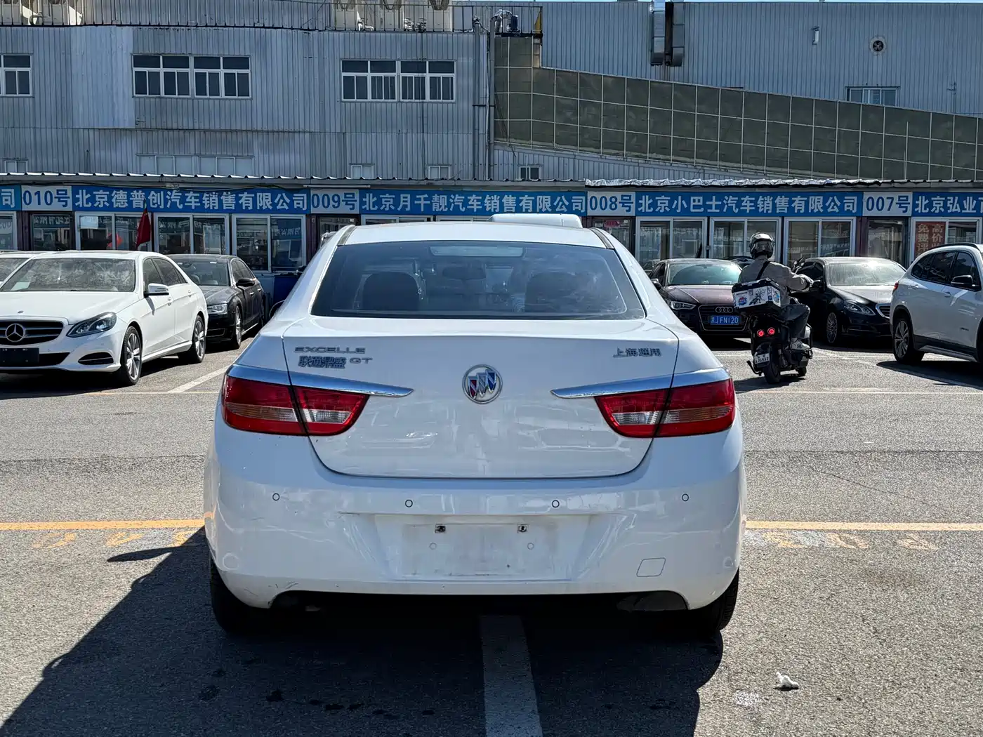 Buick Excelle 2013 GT 1.6L Automatic Fashion Edition фото 5