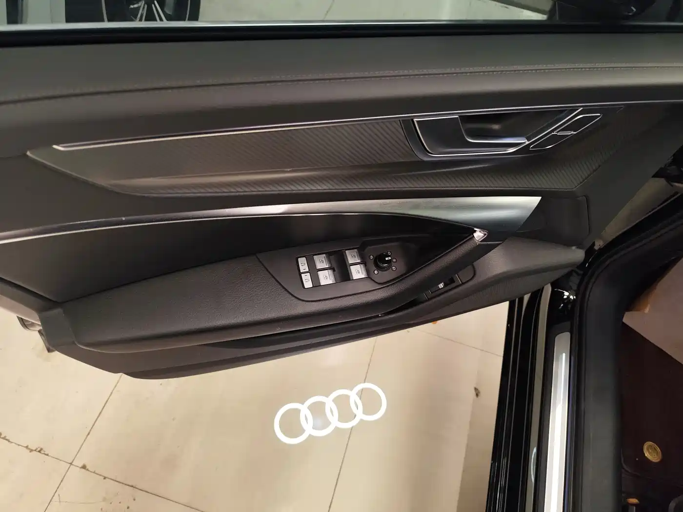 Audi A6L 2023 Facelift 40 TFSI Luxury Elegance фото 6