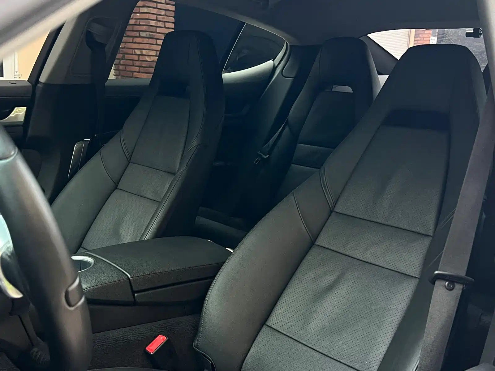 صورة 11 - Porsche Panamera