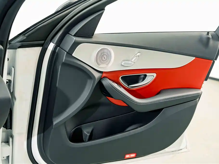 Mercedes-Benz C-Class 2021 C 260 Starry Exclusive Edition фото 13