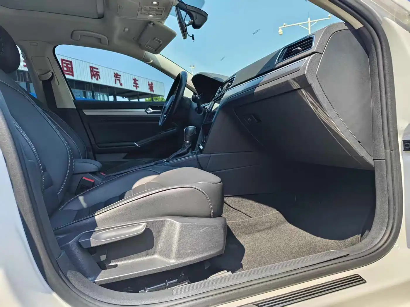 Volkswagen Lamando 2019 280TSI DSG Comfort Edition China VI фото 12