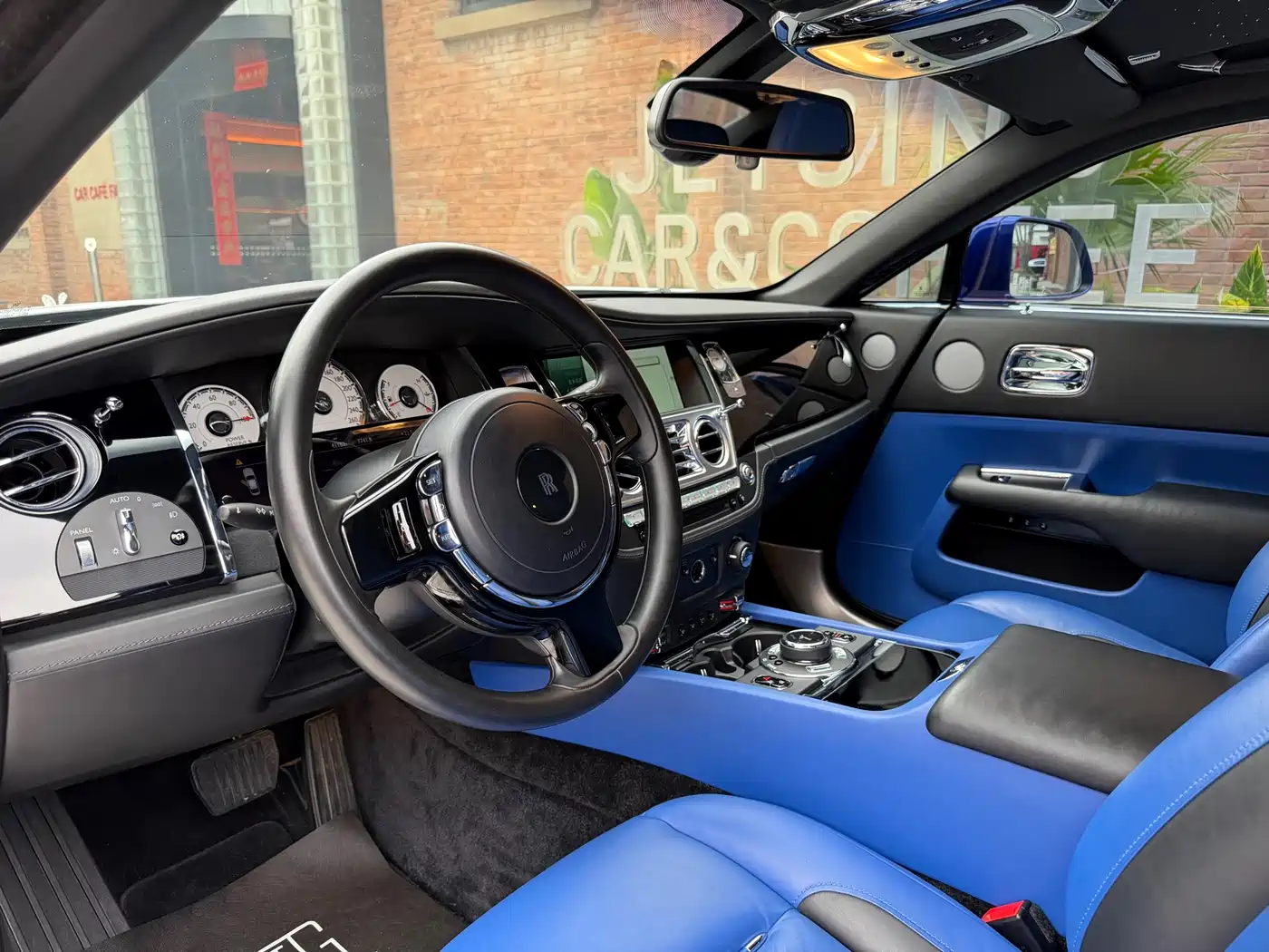 Rolls-Royce Wraith 2017 2017 6.6T Black Badge Edition