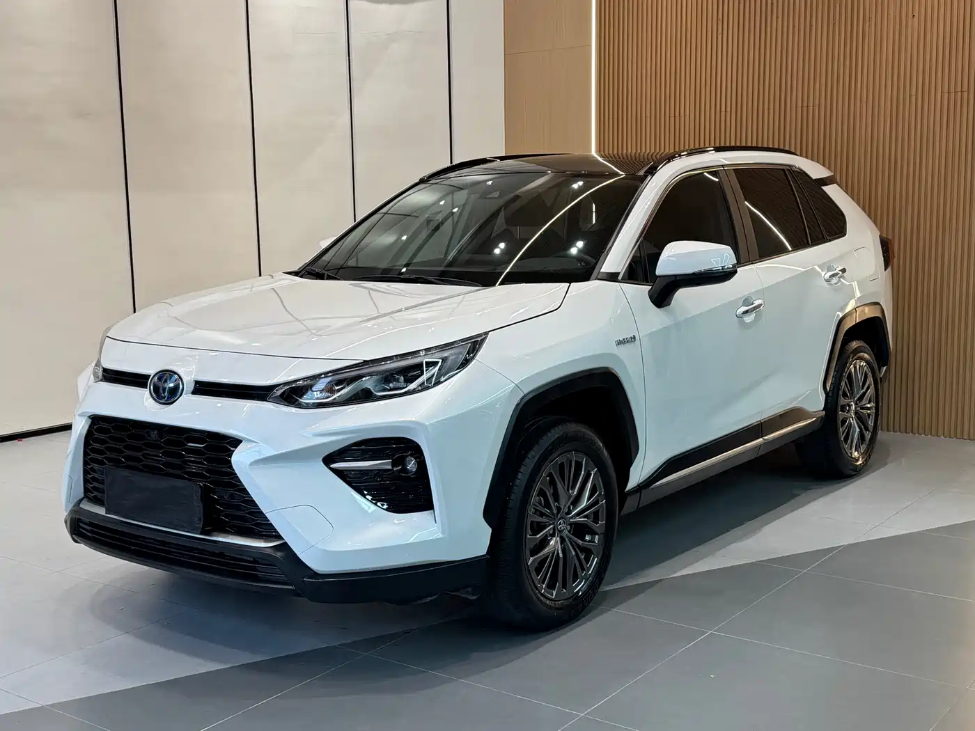 Toyota Wildlander 2023 Hybrid 2.5L E-CVT AWD Premium Edition