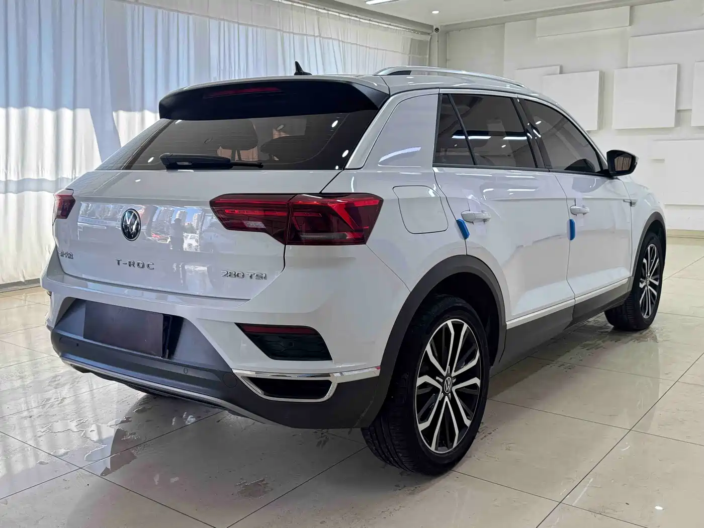 Volkswagen T-ROC 2022 280TSI DSG 2WD Comfort PLUS фото 6