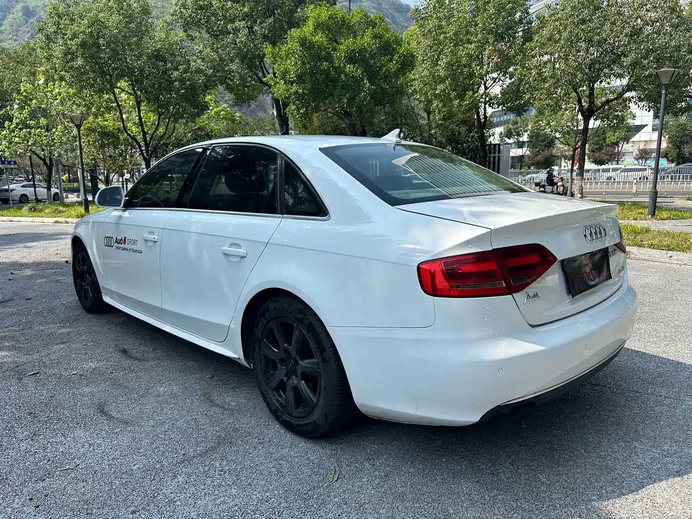Audi A4L 2009 2009 2.0 TFSI Standard