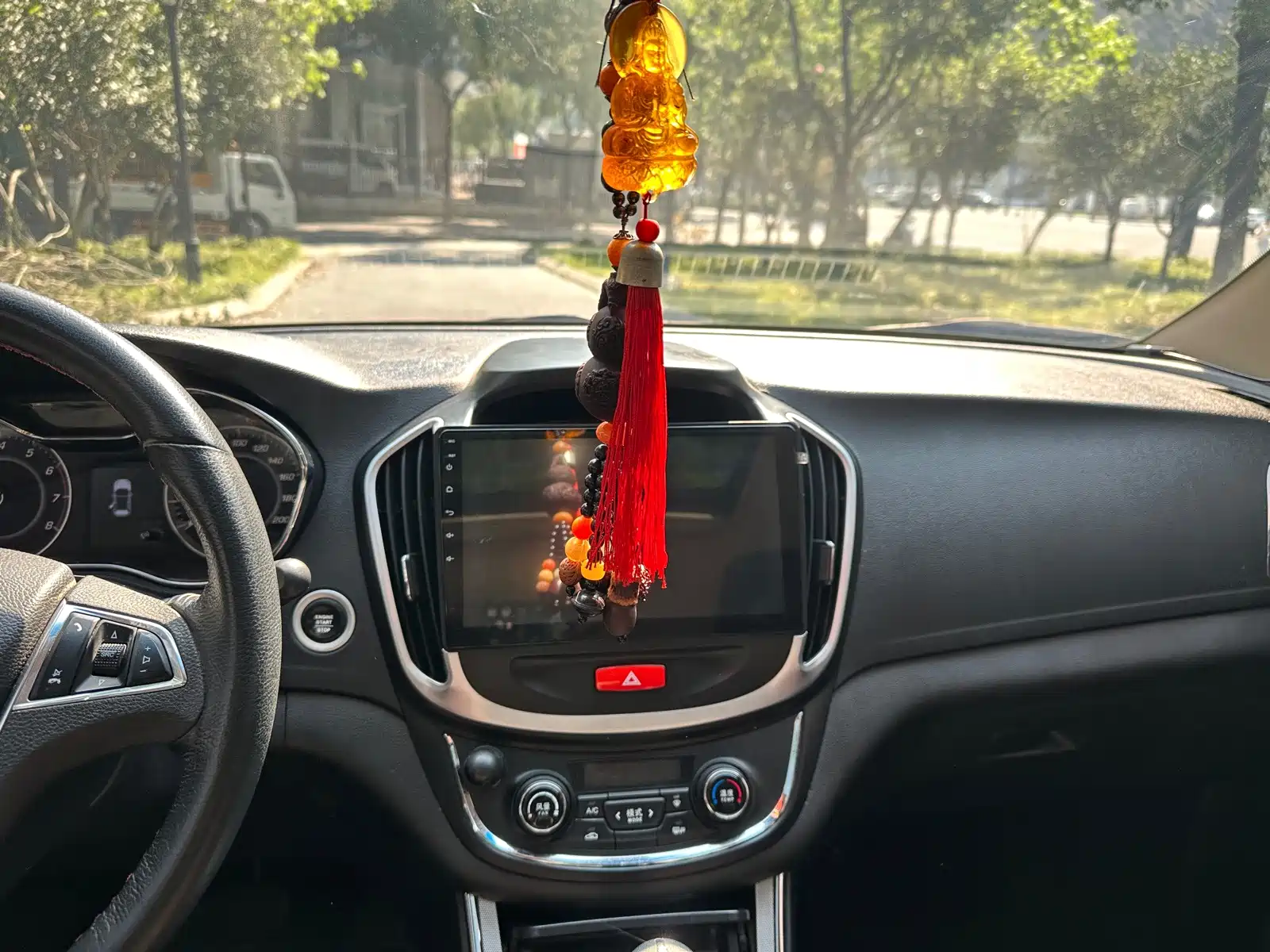 Photo 11 - Baojun 560