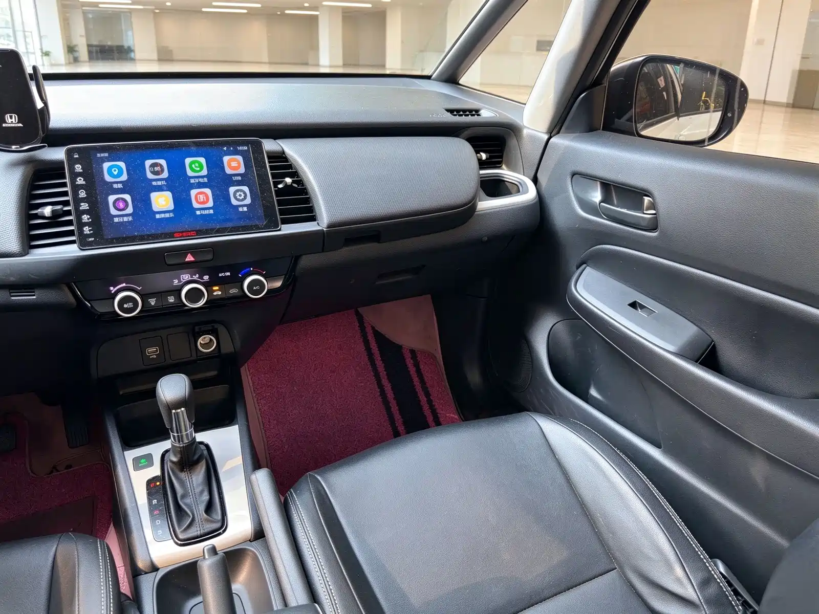 Photo 15 - Honda Fit