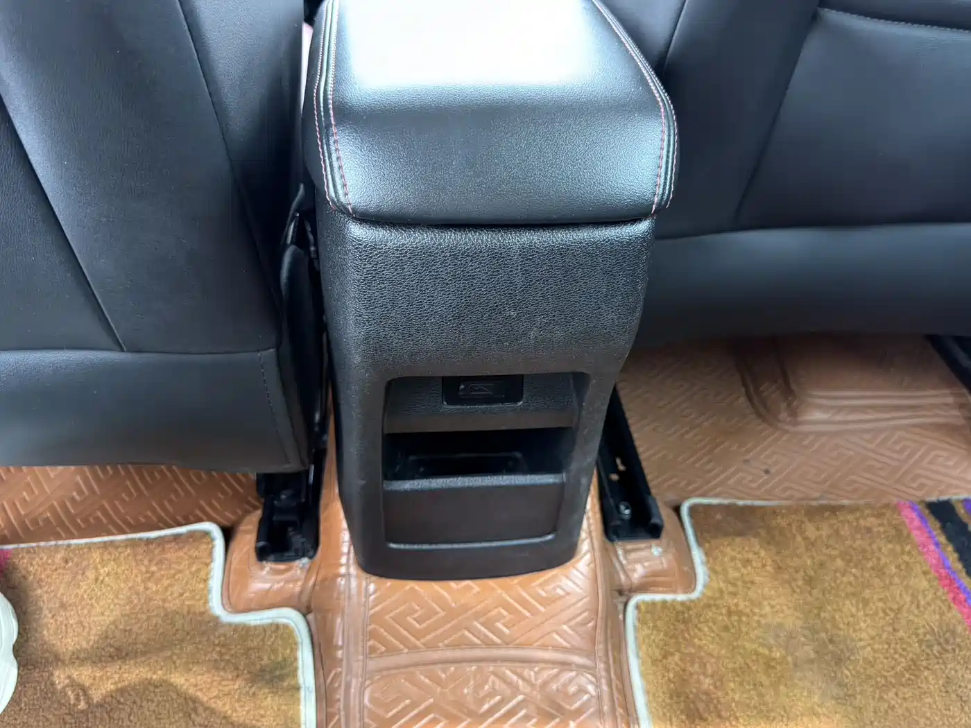 GEELY AUTOMOBILE BINYUE