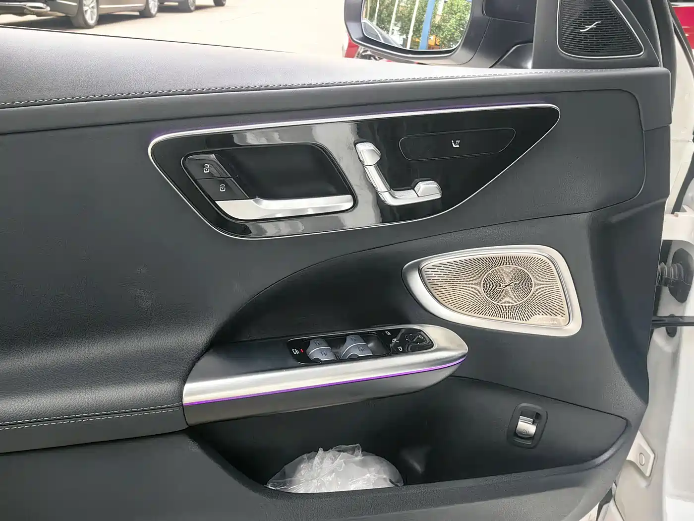 Mercedes-Benz C-Class 2025 C 260 L Night Sport Edition фото 10