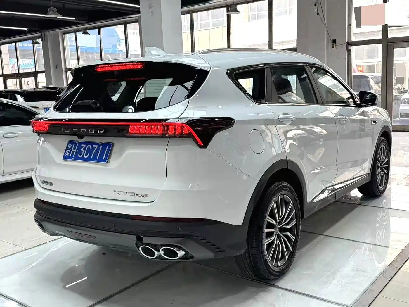 JIETU X70 PLUS