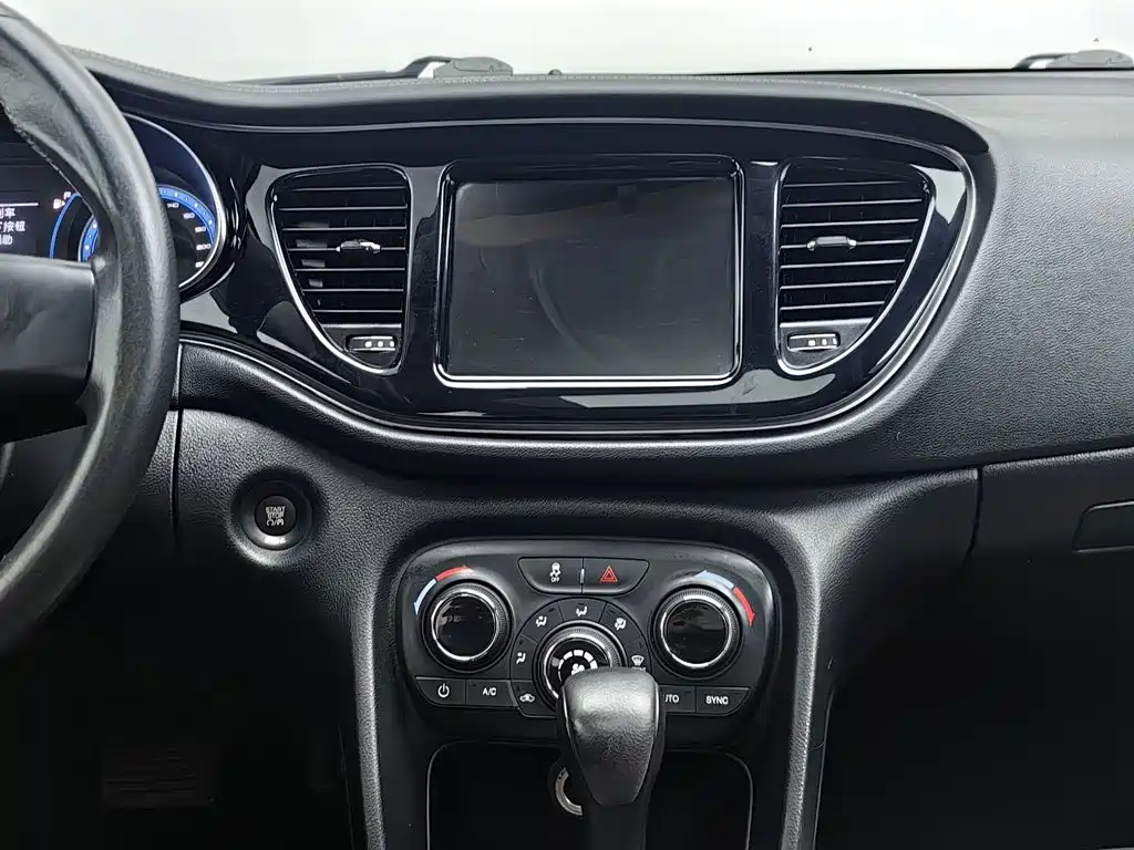 Fiat Viaggio 2016 2015 1.4T Auto Sport Edition