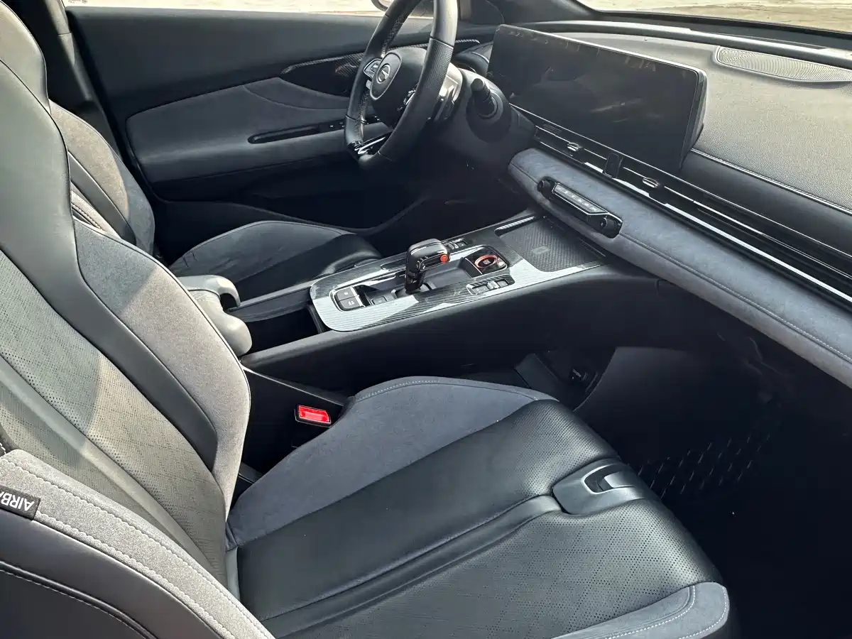 GAC Trumpchi Trumpchi Emkoo 2023 400T Auto R MAX фото 8