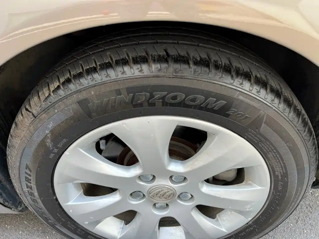 Фото 16 - Buick Regal