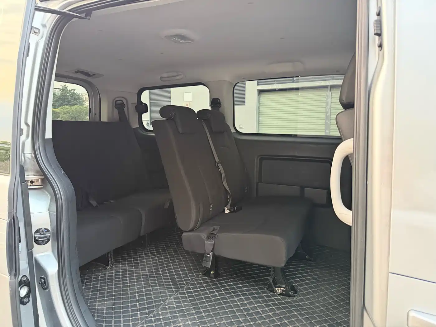 JAC Refine M3 2022 2022 PLUS 1.8L 7-Seater Standard