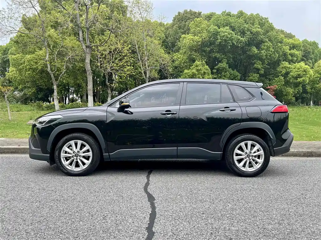 Toyota Corolla Cross 2022 2.0L Elite Edition фото 7