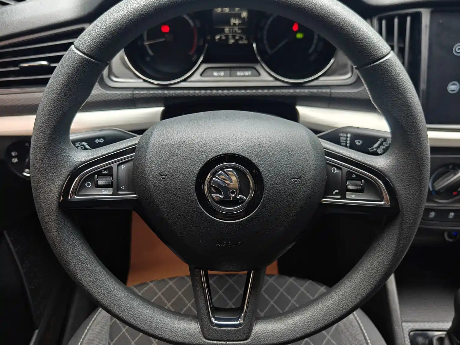 Photo 10 - Škoda Kamiq